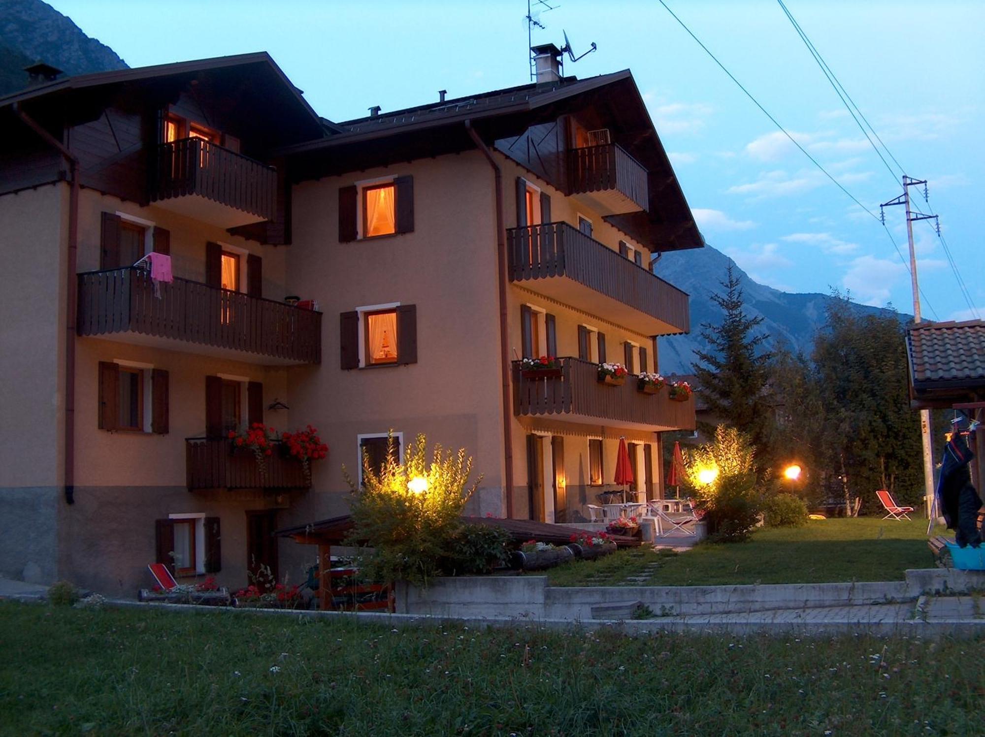 Residence Pian Del Vino Pradelle Buitenkant foto