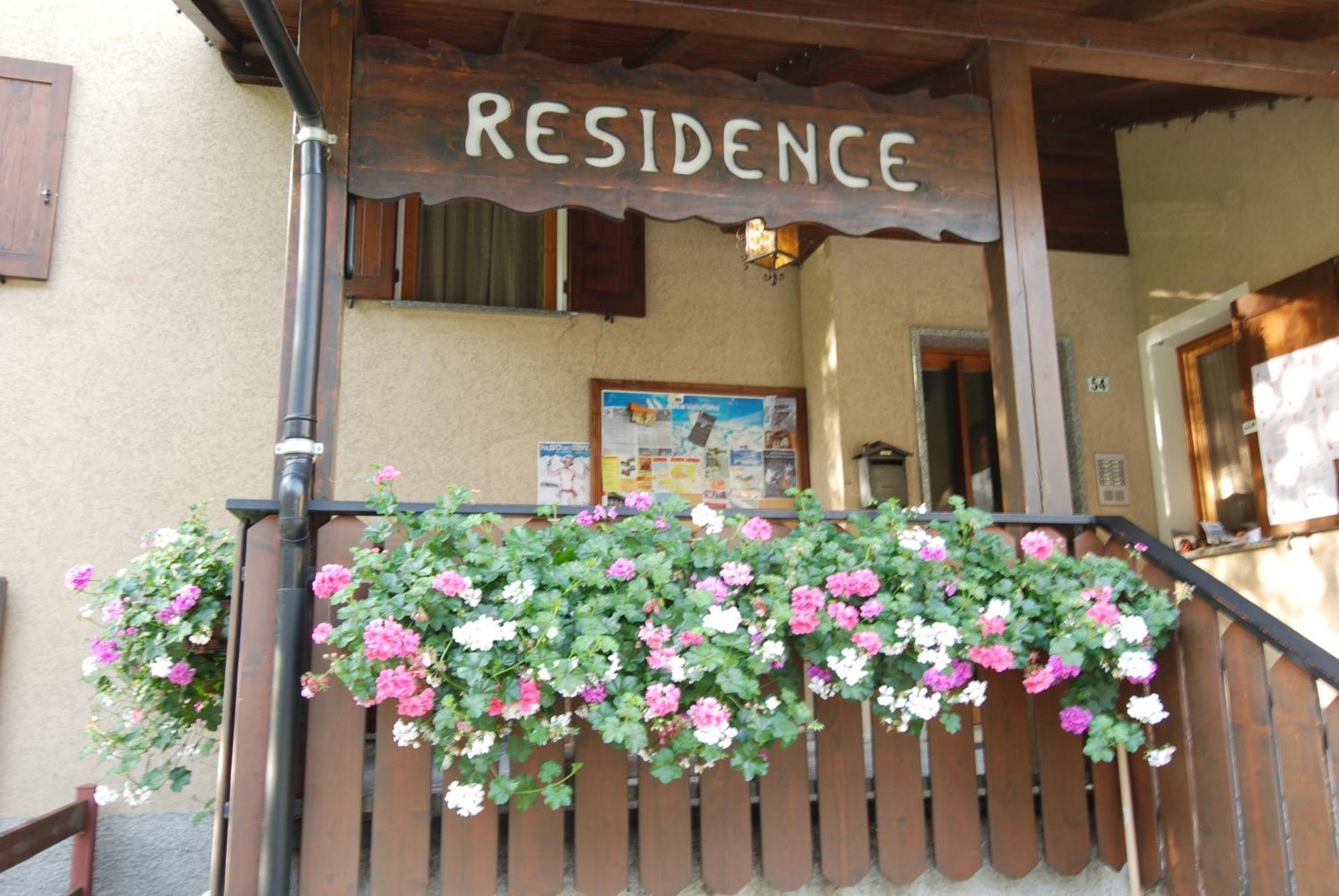 Residence Pian Del Vino Pradelle Buitenkant foto